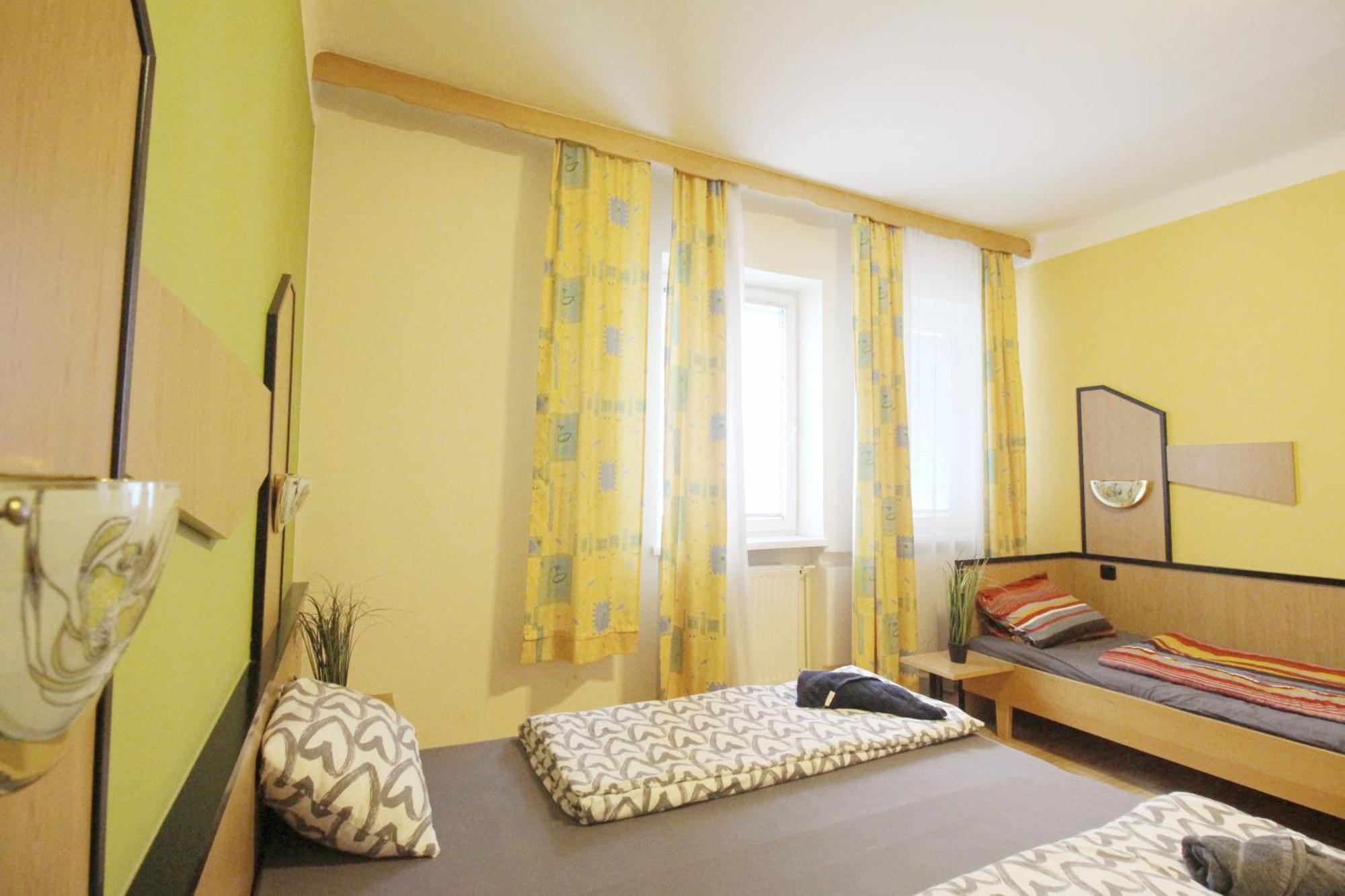 Triple In Hutteldorfer Strasse Area Appart hôtel *