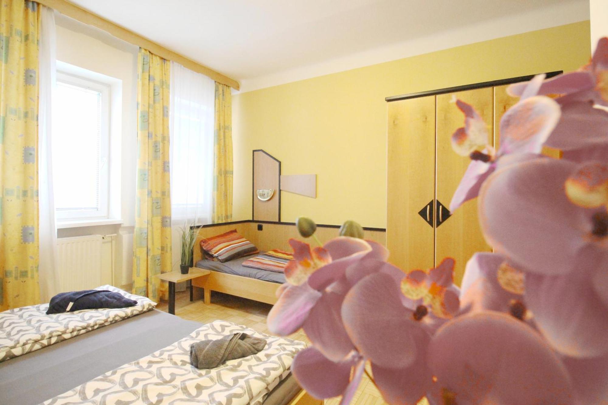 Triple In Hutteldorfer Strasse Area Appart hôtel *