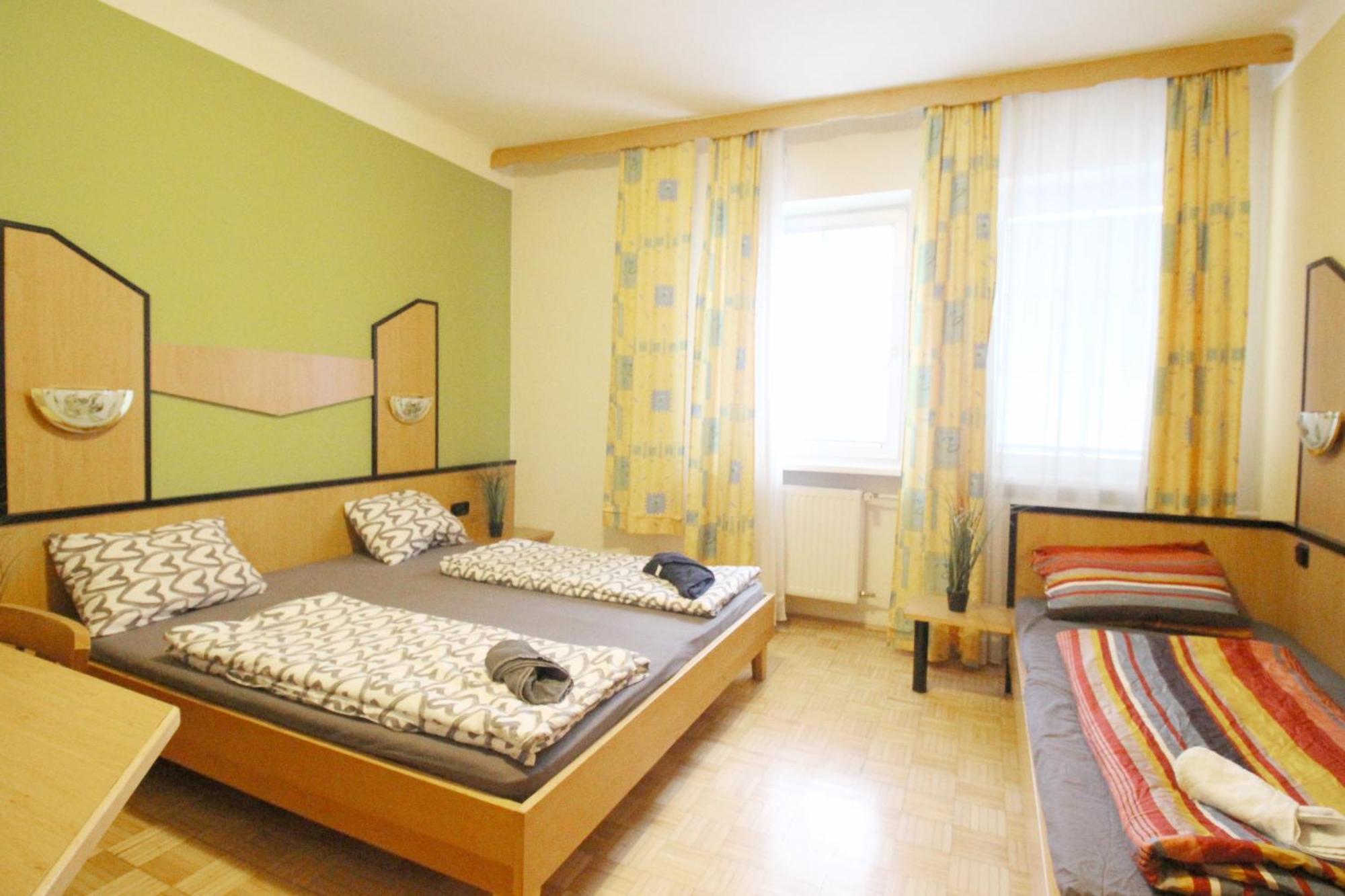 Appart hôtel Triple In Hutteldorfer Strasse Area Vienne